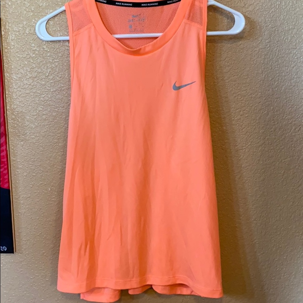 Pink nike tank